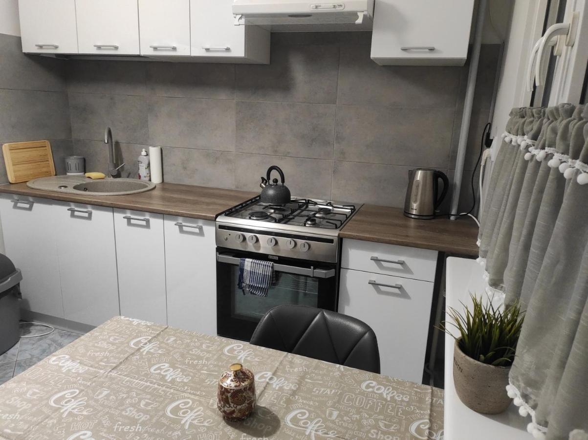 Apartament Chillout Apartment โควอบเซก ภายนอก รูปภาพ