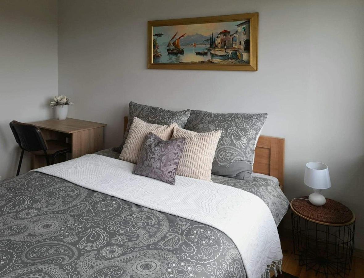 Apartament Chillout Apartment โควอบเซก ภายนอก รูปภาพ